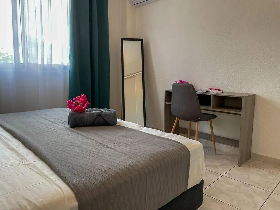 Pirae Nahiti Lodge Proche Centre Ville, Hopital,Piscine פולינזיה הצרפתית